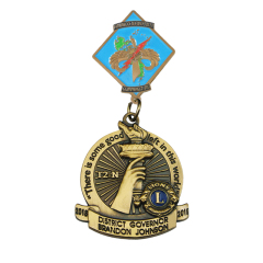Wholesale Cheap Zinc Alloy Honor Badge Brooch Pin Custom Metal logo Honor Medal,Zhongshan Yutang Craft Gifts Co., Ltd.，KeyChains+medal+Fridge Magnet,Wholesale Cheap Zinc Alloy Honor Badge Brooch Pin Custom Metal logo Honor Medal