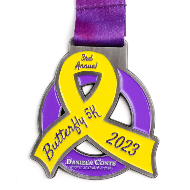 Custom Wholesale Cheap Zinc Alloy Marathon Run Race Medalion Custom Metal Running Medals Sport,Zhongshan Yutang Craft Gifts Co., Ltd.，KeyChains+medal+Fridge Magnet,Custom Wholesale Cheap Zinc Alloy Marathon Run Race Medalion Custom Metal Running Medals Sport