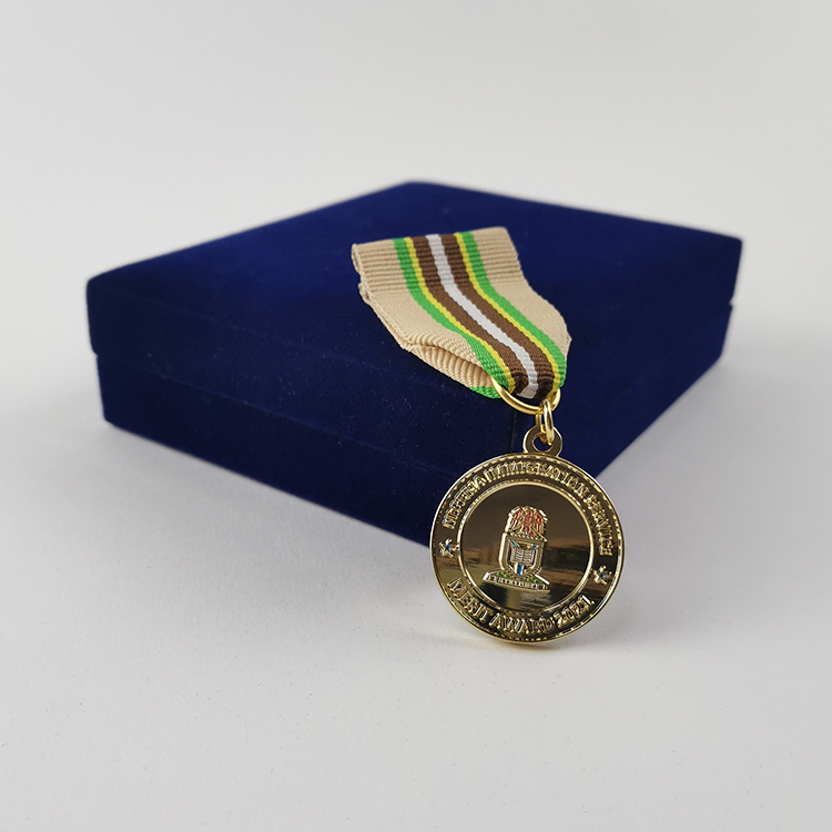 Wholesale Cheap Custom Award Metal Iron Cross German Souvenir Medal,Zhongshan Yutang Craft Gifts Co., Ltd.，KeyChains+medal+Fridge Magnet,Wholesale Cheap Custom Award Metal Iron Cross German Souvenir Medal