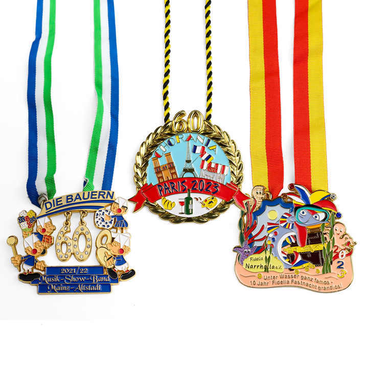 Wholesale China Customised Award Adventure Carnival Medals Sport Rhinestone Custom Medal Maker,Zhongshan Yutang Craft Gifts Co., Ltd.，KeyChains+medal+Fridge Magnet,Wholesale China Customised Award Adventure Carnival Medals Sport Rhinestone Custom Medal Maker