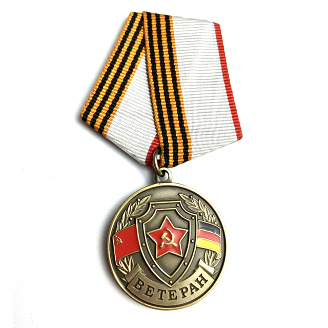 Cheap Oem Your Own Logo Gifts Honor Awards Souvenir Custom Logo Metal Medal and Badge,Zhongshan Yutang Craft Gifts Co., Ltd.，KeyChains+medal+Fridge Magnet,Cheap Oem Your Own Logo Gifts Honor Awards Souvenir Custom Logo Metal Medal and Badge