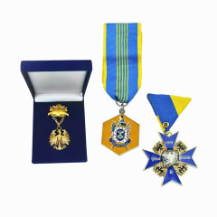 Hot Sale Metal Crafts Honor Badge Custom logo Ribbon Award Medallion Medal with Box,Zhongshan Yutang Craft Gifts Co., Ltd.，KeyChains+medal+Fridge Magnet,Hot Sale Metal Crafts Honor Badge Custom logo Ribbon Award Medallion Medal with Box
