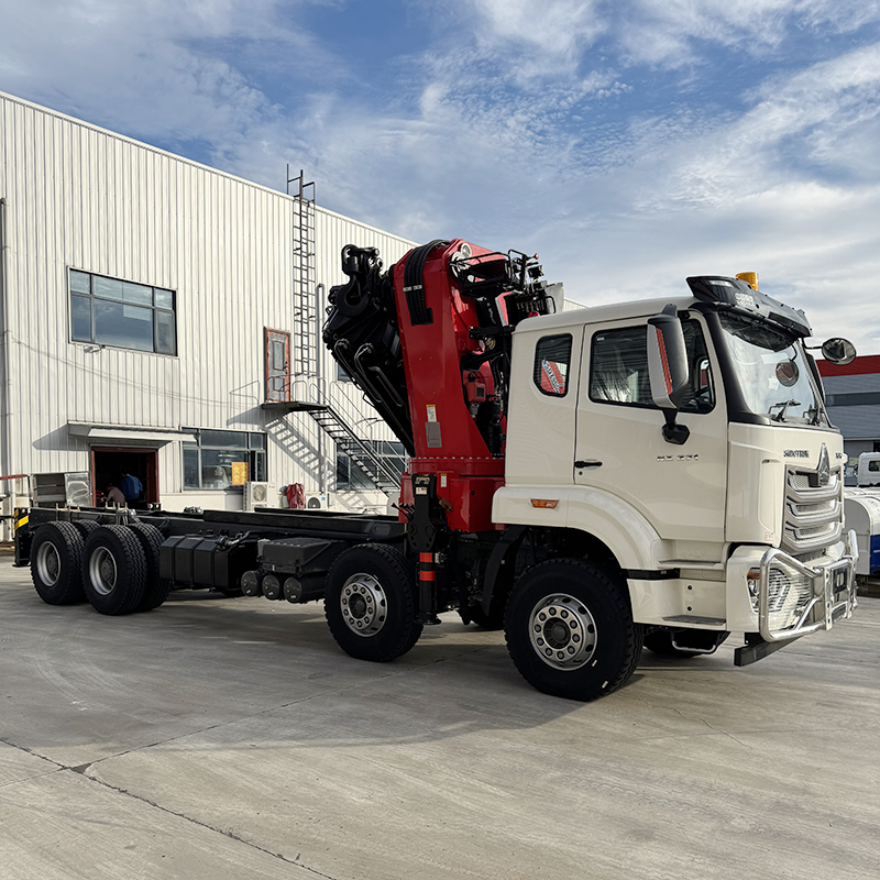Howo NX XCMG 43 ton 8×4 Heavy-Duty Truck-Mounted Crane,Hubei Jiafeng Automotive Equipment Co., Ltd,Howo NX XCMG 43  8×4 Heavy-Duty Truck-Mounted Crane