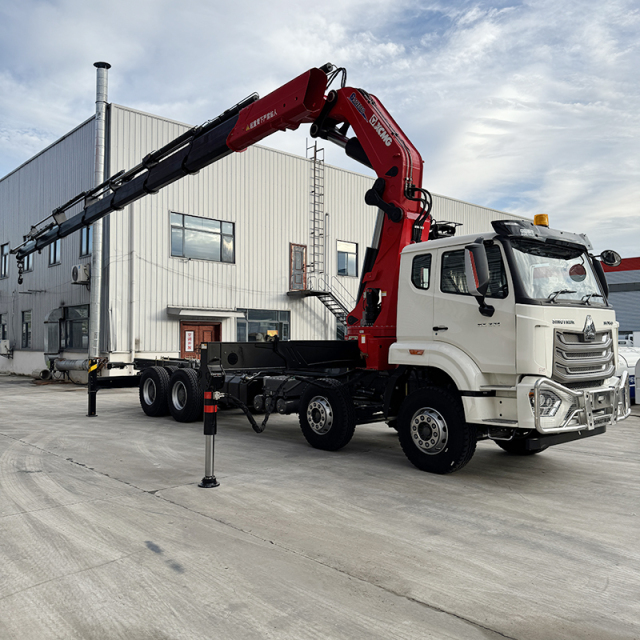 Howo NX XCMG 43 ton 8×4 Heavy-Duty Truck-Mounted Crane,Hubei Jiafeng Automotive Equipment Co., Ltd,Howo NX XCMG 43  8×4 Heavy-Duty Truck-Mounted Crane