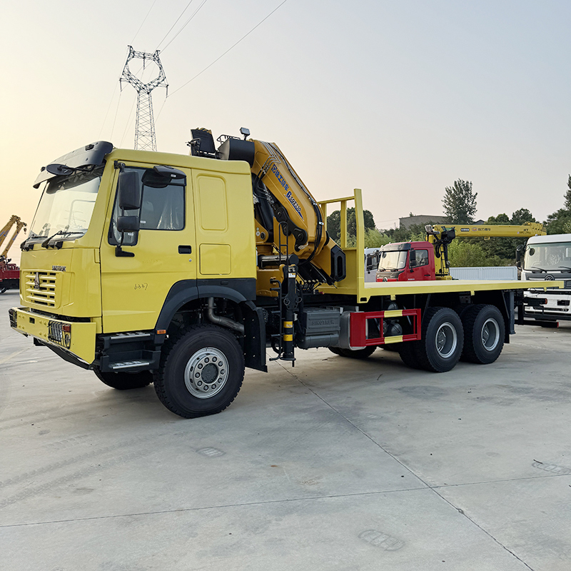 Sinotruk HOWO 6x6 Flatbed Truck Equipped with   XCMG 16 ton Crane,Hubei Jiafeng Automotive Equipment Co., Ltd,Sinotruk HOWO 6x6 Flatbed Truck Equipped with   XCMG 16 ton Crane