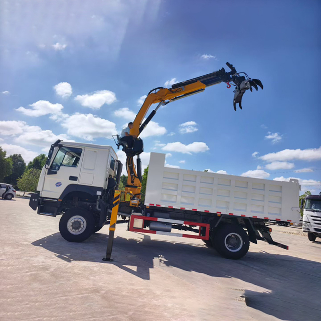 Sinotruk Howo 6x4 Dump Truck with On-Board Grapple,Hubei Jiafeng Automotive Equipment Co., Ltd,Sinotruk Howo 6x4 Dump Truck with On-Board Grapple