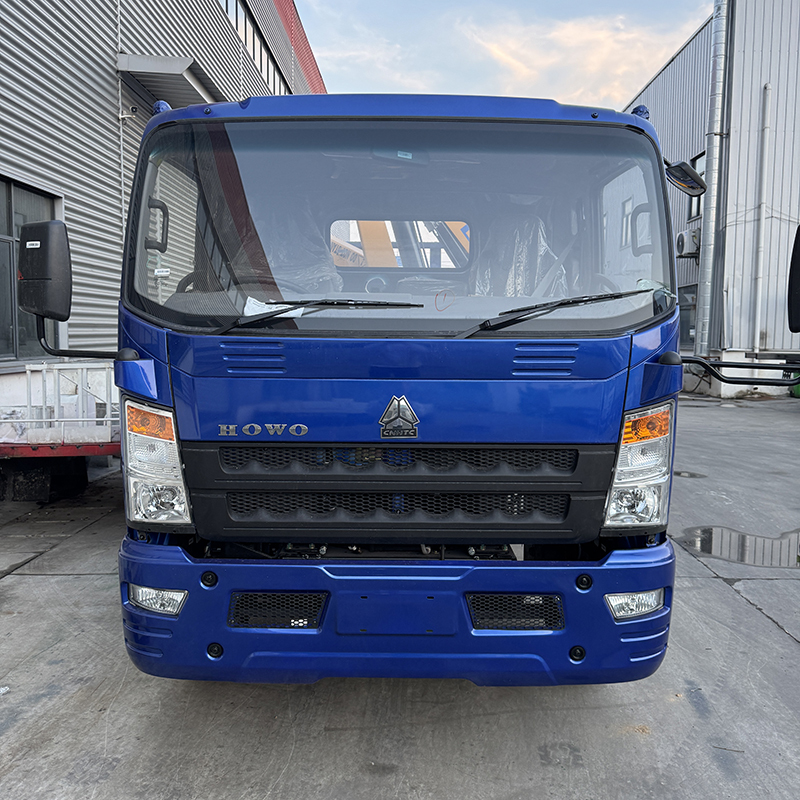Sinotruk HOWO 4x2 Light-Duty Truck with  3.2 ton Small Truck-Mounted Crane,Hubei Jiafeng Automotive Equipment Co., Ltd,Sinotruk HOWO 4x2 Light-Duty Truck with  3.2 ton Small Truck-Mounted Crane