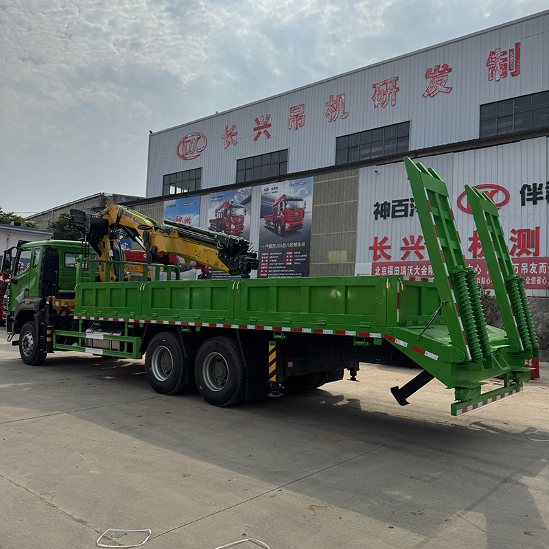 Sinotruk HOWO NX 6x4, XCMG 16 ton with ladder,Hubei Jiafeng Automotive Equipment Co., Ltd,Sinotruk HOWO NX 6x4, XCMG 16 ton with ladder
