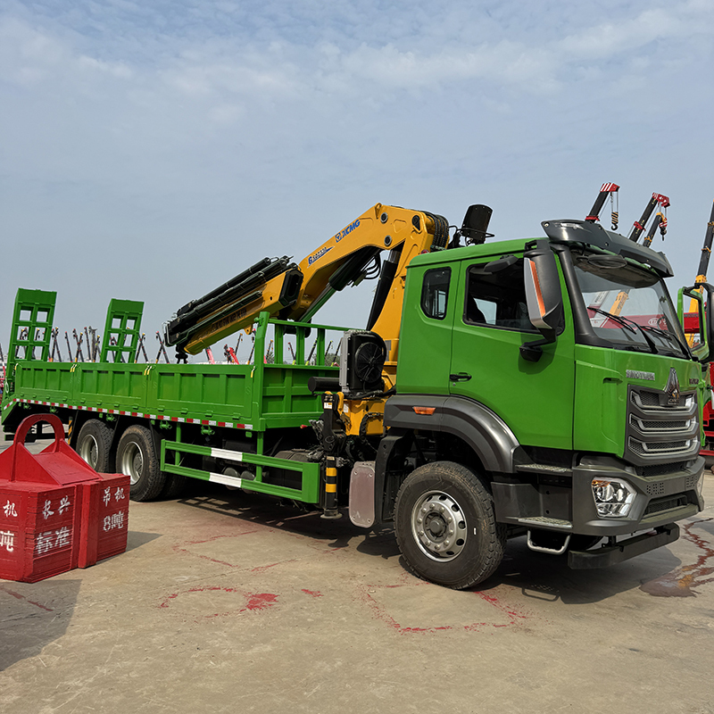Sinotruk HOWO NX 6x4, XCMG 16 ton with ladder,Hubei Jiafeng Automotive Equipment Co., Ltd,Sinotruk HOWO NX 6x4, XCMG 16 ton with ladder