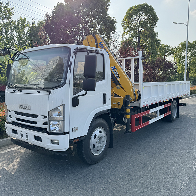 Isuzu ELF 4x2 Truck Equipped with  5 ton Compact Folding Boom Crane,Hubei Jiafeng Automotive Equipment Co., Ltd,Isuzu ELF 4x2 Truck Equipped with  5 ton Compact Folding Boom Crane
