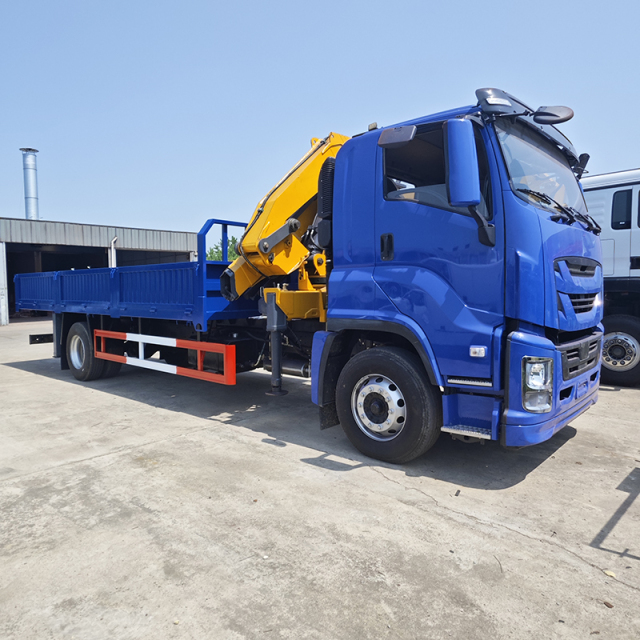 Isuzu 4x2 Folding-Boom  Juka  Truck-Mounted Crane,Hubei Jiafeng Automotive Equipment Co., Ltd,Isuzu 4x2 Folding-Boom  Juka  Truck-Mounted Crane