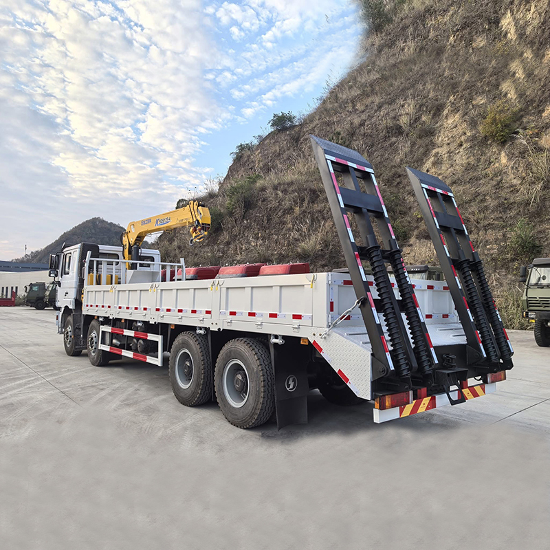 SHACMAN F3000 8x4 Truck Equipped with a XCMG 5 ton Telescopic Boom Crane,Hubei Jiafeng Automotive Equipment Co., Ltd,SHACMAN F3000 8x4 Truck Equipped with a XCMG 5 ton Telescopic Boom Crane
