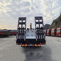 SHACMAN F3000 8x4 Truck Equipped with a XCMG 5 ton Telescopic Boom Crane,Hubei Jiafeng Automotive Equipment Co., Ltd,SHACMAN F3000 8x4 Truck Equipped with a XCMG 5 ton Telescopic Boom Crane