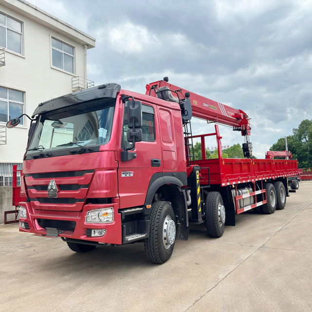 Sinotruk HOWO 8x4 Truck Equipped with a Sany 16 ton Crane,Hubei Jiafeng Automotive Equipment Co., Ltd,Sinotruk HOWO 8x4 Truck Equipped with a Sany 16 ton Crane
