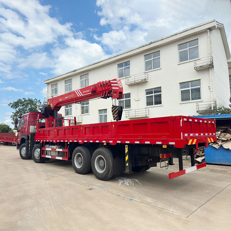 Sinotruk HOWO 8x4 Truck Equipped with a Sany 16 ton Crane,Hubei Jiafeng Automotive Equipment Co., Ltd,Sinotruk HOWO 8x4 Truck Equipped with a Sany 16 ton Crane
