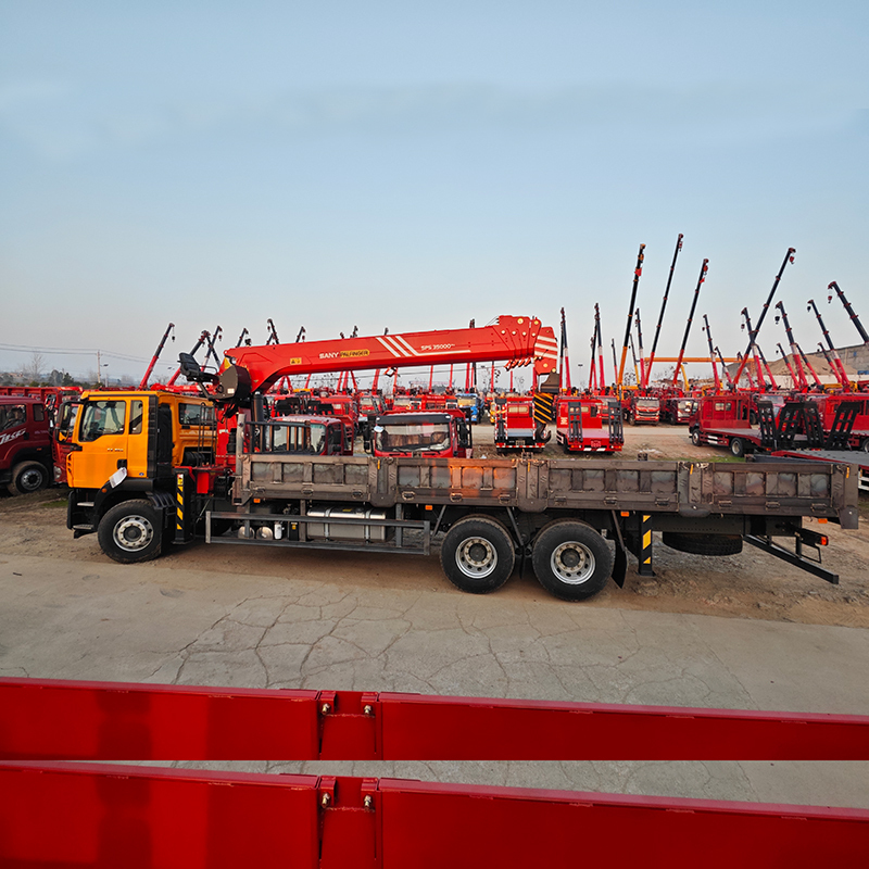Sinotruk HOWO 6X4 TX Truck with Sany 14 ton Telescopic Boom Crane,Hubei Jiafeng Automotive Equipment Co., Ltd,Sinotruk HOWO 6X4 TX Truck with Sany 14 ton Telescopic Boom Crane