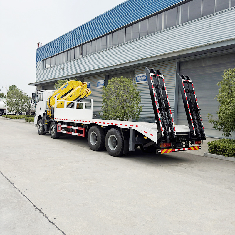 SHACMAN H3000 8x4 Truck Equipped with   33 ton folding boom crane and  ladder,Hubei Jiafeng Automotive Equipment Co., Ltd,SHACMAN H3000 8x4 Truck Equipped with   33 ton folding boom crane and  ladder