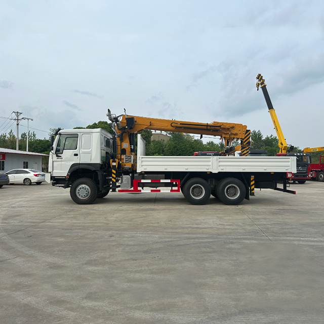 Sinotruk HOWO 6x6 Truck Equipped with a XCMG 14 ton Crane with Drill Bit,Hubei Jiafeng Automotive Equipment Co., Ltd,Sinotruk HOWO 6x6 Truck Equipped with a XCMG 14 ton Crane with Drill Bit