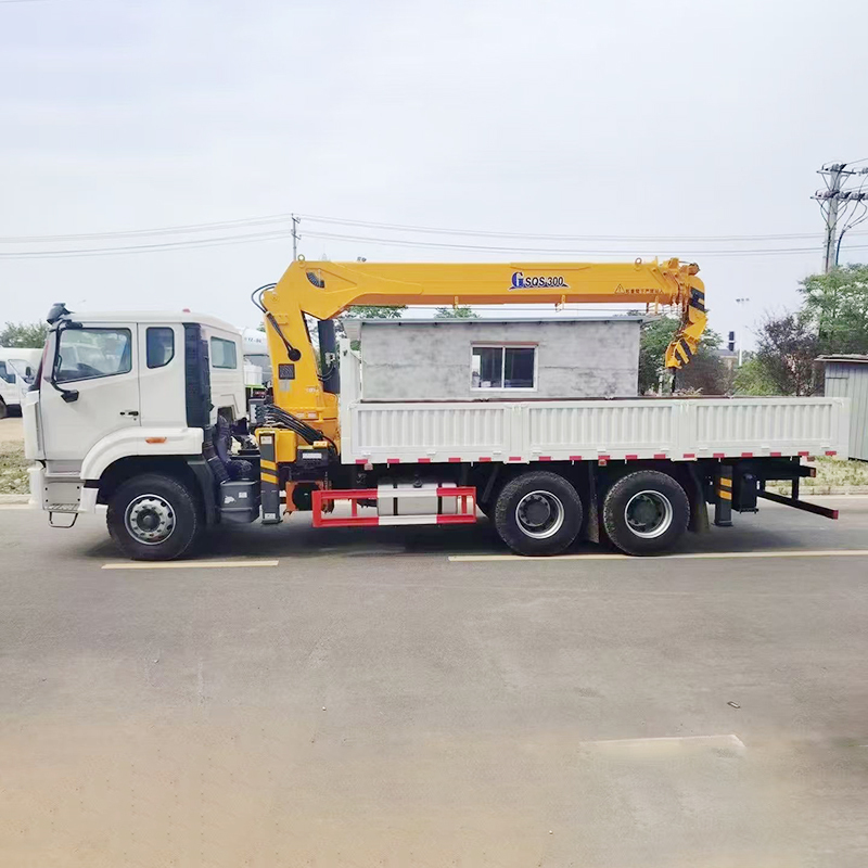 Sinotruk HOWO 6x4 NX Truck with XCMG 12 ton Telescopic Boom Crane,Hubei Jiafeng Automotive Equipment Co., Ltd,Sinotruk HOWO 6x4 NX Truck with XCMG 12 ton Telescopic Boom Crane