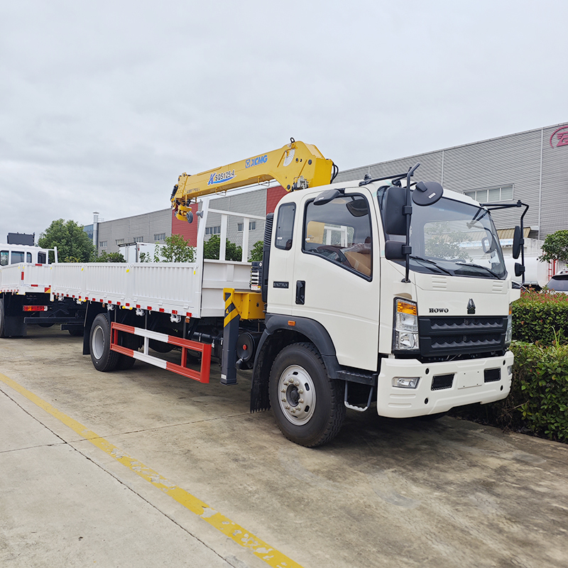 Sinotruk 4x2 HOWO Truck Equipped with a XCMG 5 ton 4-section straight-boom crane,Hubei Jiafeng Automotive Equipment Co., Ltd,Sinotruk 4x2 HOWO Truck Equipped with a XCMG 5 ton 4-section straight-boom crane
