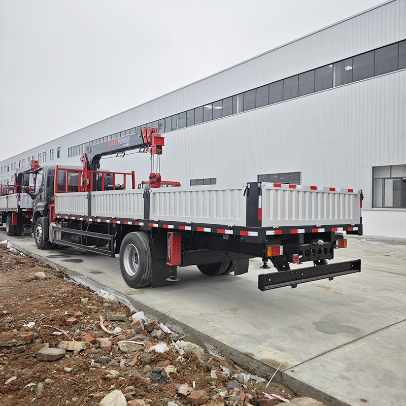 ISUZU GIGA 4x2 Aluminum Alloy Truck Equipped with an 8-metric-ton Telescopic Boom Crane,Hubei Jiafeng Automotive Equipment Co., Ltd,ISUZU GIGA 4x2 Aluminum Alloy Truck Equipped with an 8-metric-ton Telescopic Boom Crane