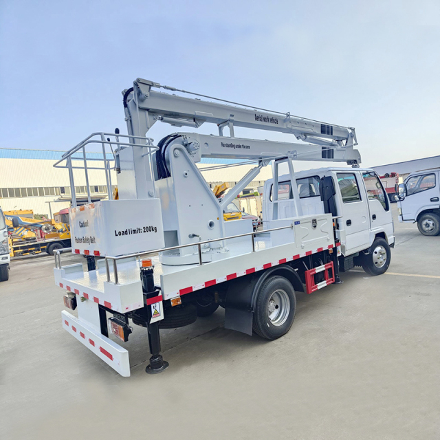 Isuzu 4x2 Double Cab 18-Meter Aerial Work  boom Truck,Hubei Jiafeng Automotive Equipment Co., Ltd,Isuzu 4x2 Double Cab 18-Meter Aerial Work  boom Truck