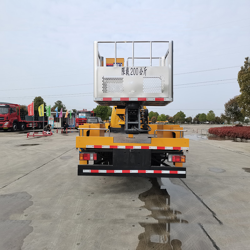 Isuzu 4x2 Double Cab 24-Meter aerial work platform Truck,Hubei Jiafeng Automotive Equipment Co., Ltd,Isuzu 4x2 Double Cab 24-Meter aerial work platform Truck