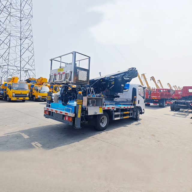Isuzu 4x2 28-meter Aerial Work Platform boom Truck,Hubei Jiafeng Automotive Equipment Co., Ltd,Isuzu 4x2 28-meter Aerial Work Platform  Truck