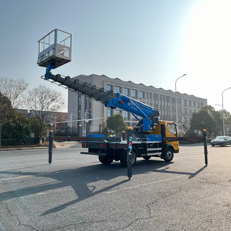 Sinotruk HOWO 4×2 35-meter Aerial Work Boom Platform Truck,Hubei Jiafeng Automotive Equipment Co., Ltd,Sinotruk HOWO 4×2 35-meter Aerial Work Boom Platform Truck