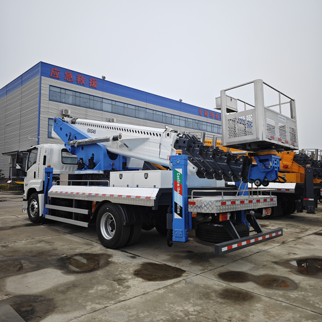 Isuzu 4x2 GIGA 45-meter aerial work platform Truck,Hubei Jiafeng Automotive Equipment Co., Ltd,Isuzu 4x2 GIGA 45-meter aerial work platform Truck