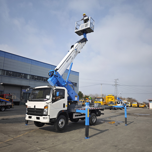 Sinotruk HOWO 4×2 28-meter Aerial Work Platform Truck,Hubei Jiafeng Automotive Equipment Co., Ltd,Sinotruk HOWO 4×2 28-meter Aerial Work Platform Truck