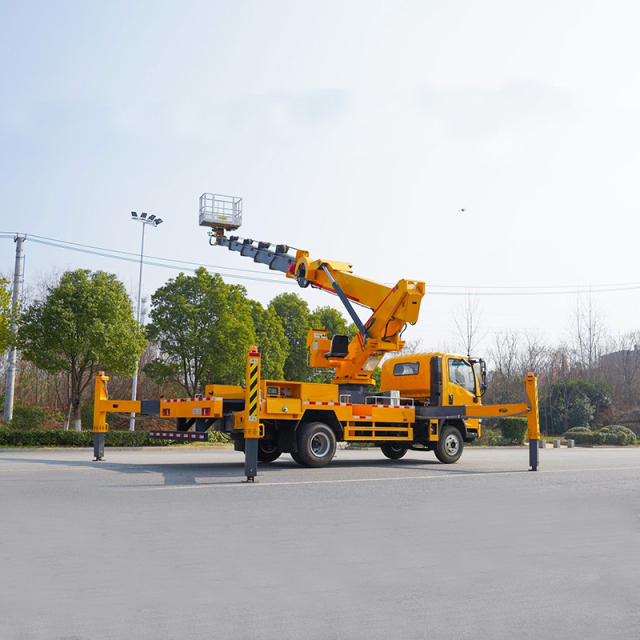 Sinotruk HOWO 4×2 30-meter Aerial Work Platform Truck,Hubei Jiafeng Automotive Equipment Co., Ltd,Sinotruk HOWO 4×2 30-meter Aerial Work Platform Truck