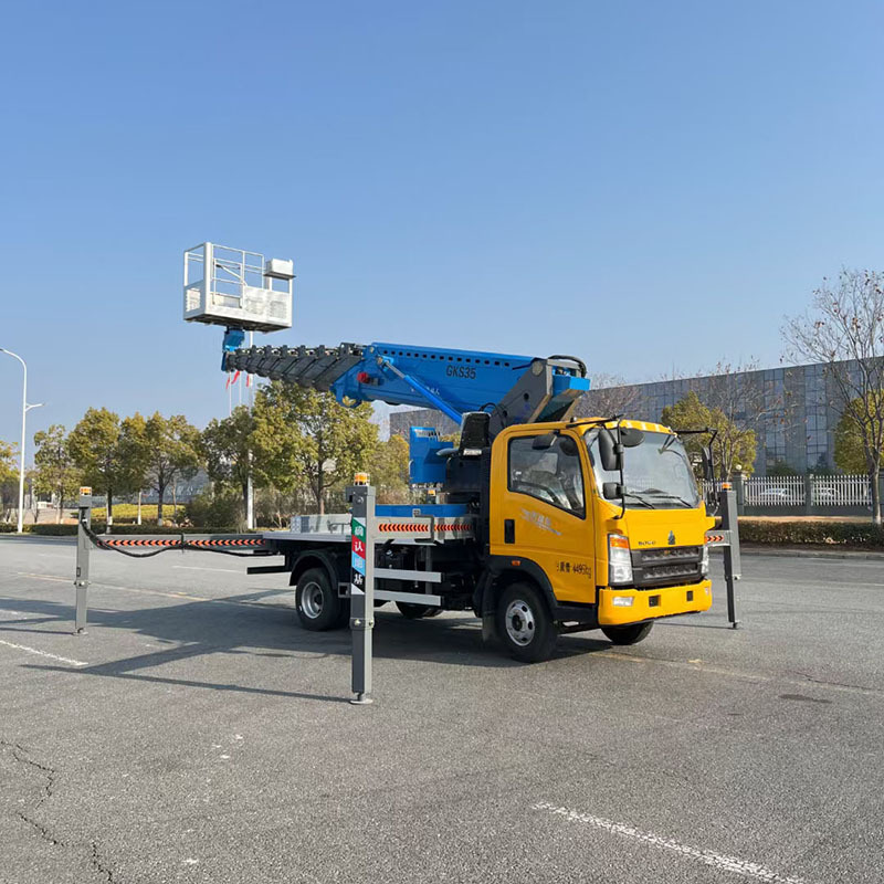 Sinotruk HOWO 4×2 35-meter Aerial Work Boom Platform Truck,Hubei Jiafeng Automotive Equipment Co., Ltd,Sinotruk HOWO 4×2 35-meter Aerial Work Boom Platform Truck