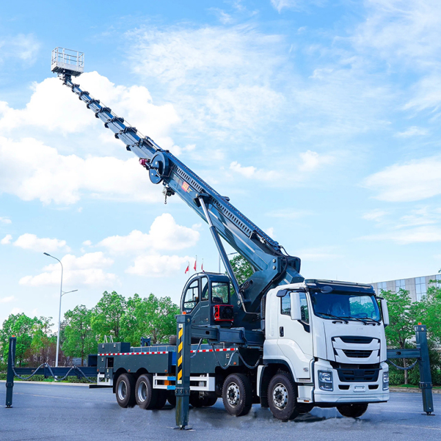 Isuzu 8x4 GIGA 70-meter boom aerial work platformTruck,Hubei Jiafeng Automotive Equipment Co., Ltd,Isuzu 8x4 GIGA 70-meter boom aerial work platformTruck
