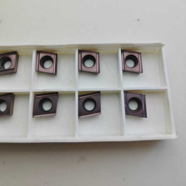 CCGT Lightweight Portable CNC Cutting Inserts Machine Eco-Friendly Carbide Turning Tools Lathe User-Friendly Design One-Stop