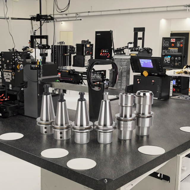 CNC Stainless ISO30 Tool Holder ER11 ER16 ER20 ER25 ER32 ISO20 10 15 20 25 30 Series for Milling Cutter Applications