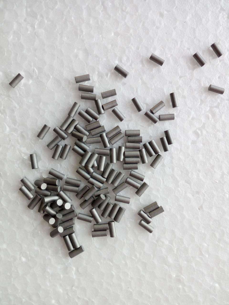 Solid Tungsten Carbide Stud Pins and Domed Head Nails for Horse Shoes Tire Studs Ice Snow Traction Anti-Slip Spike Inserts