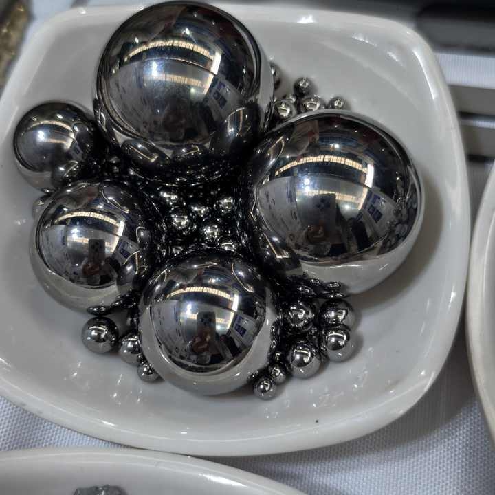 AISI52100 Chrome Carbide  Bearing Balls G100 1/4" High Hardness Tungsten Carbide  Finish Polished