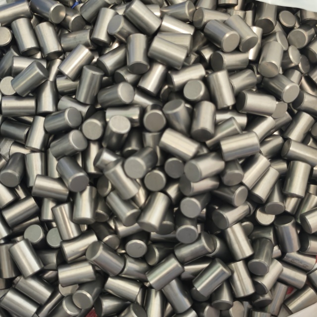 Tungsten Carbide Grinder Ball Crushing and Grinding Ball 10.5*17
