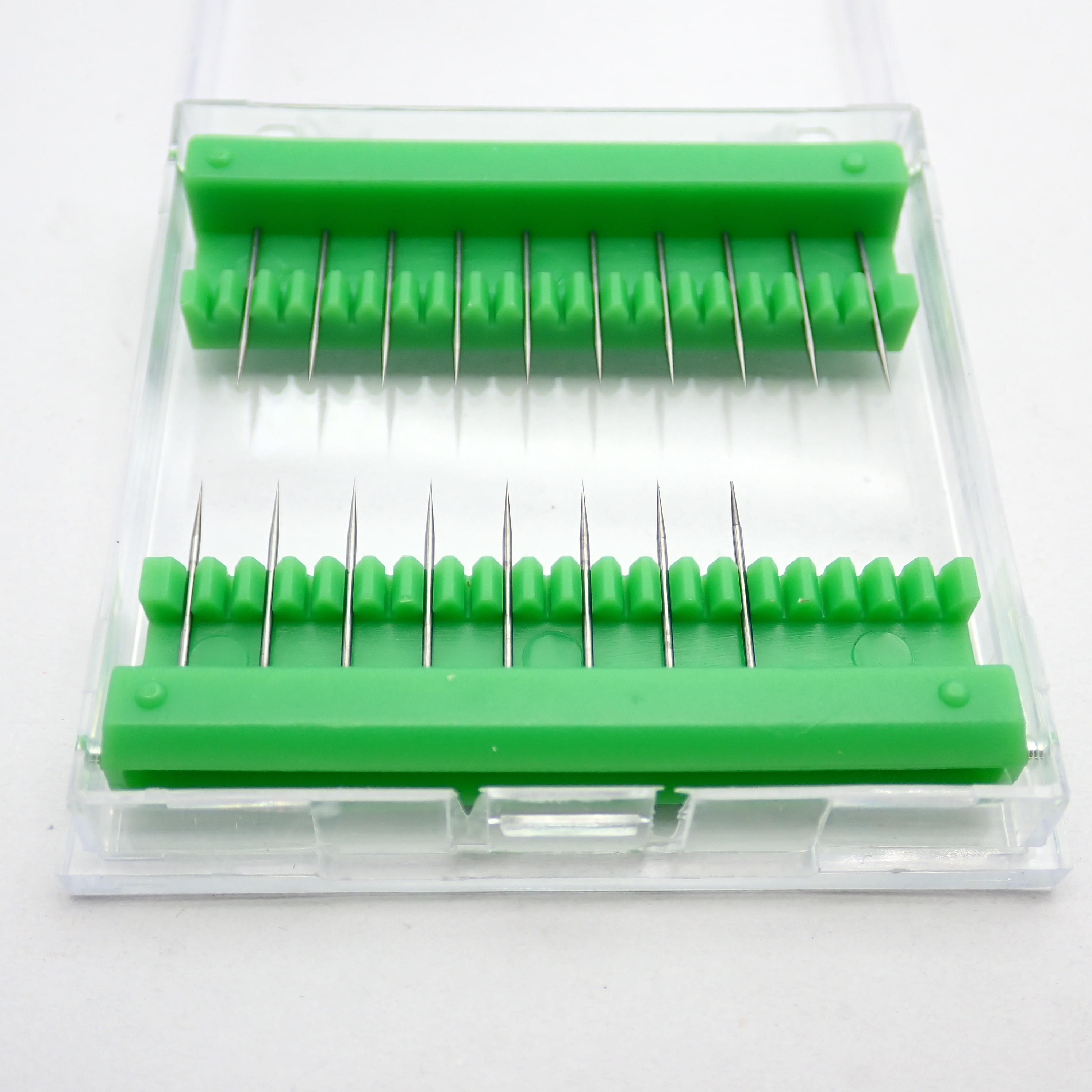 Customized YL10.2 Sintered Cemented Tungsten Carbide Rod and Needles for Pearl Cloth Buttons and Shell Punching Applications