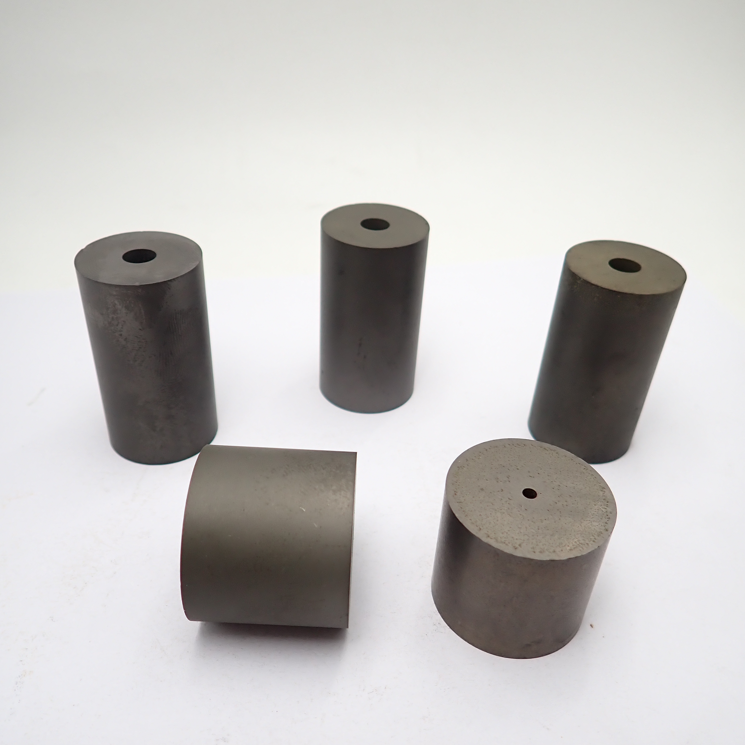 Original Manufacturer Tungsten Carbide Heading Dies OD2-380mm Bore 1-360mm Single Straight Hole YG15 YG20