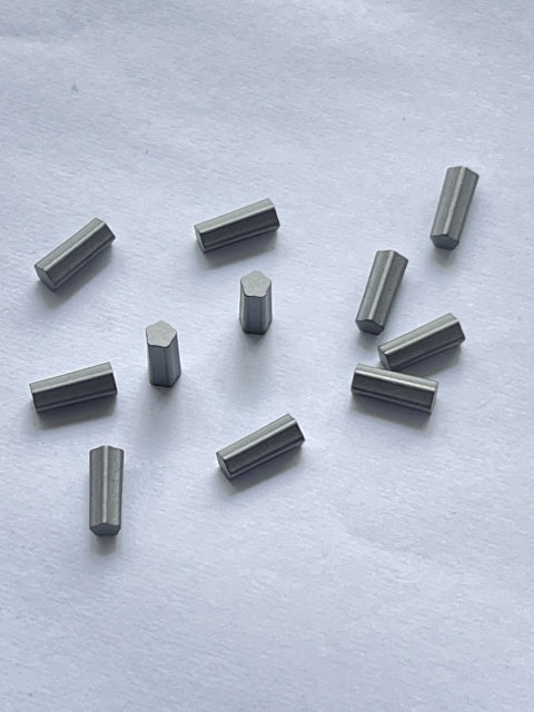 Solid Tungsten Carbide Stud Pins and Domed Head Nails for Horse Shoes Tire Studs Ice Snow Traction Anti-Slip Spike Inserts