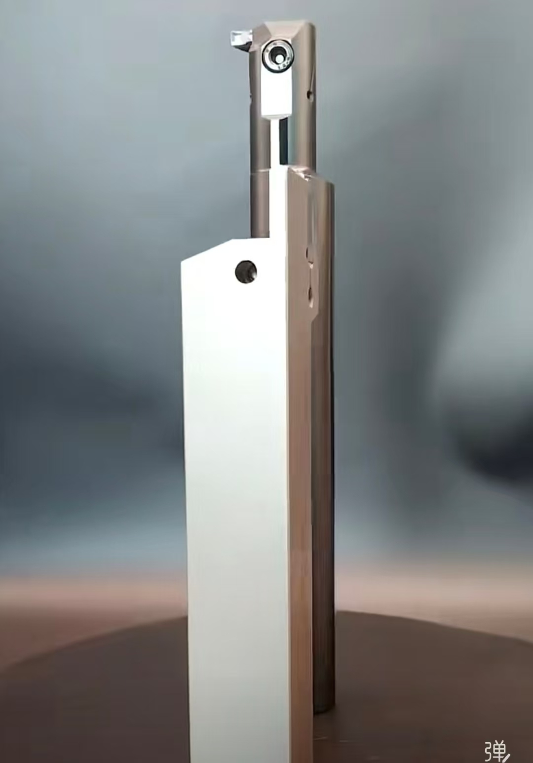 Large Depth External Turning Tool Holder with END-FACE-GROOVE Feature for Arc Groove Creation