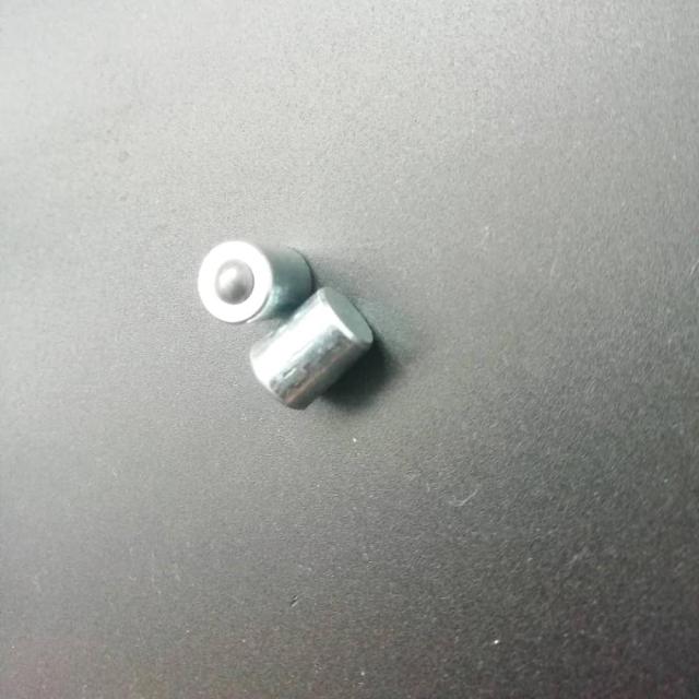 Domed Head Hard Metal Studs Products for Better Grip and Wear Grip and Wear Resistance