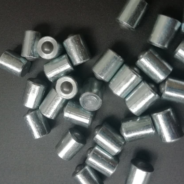 Domed Head Hard Metal Studs Products for Better Grip and Wear Grip and Wear Resistance