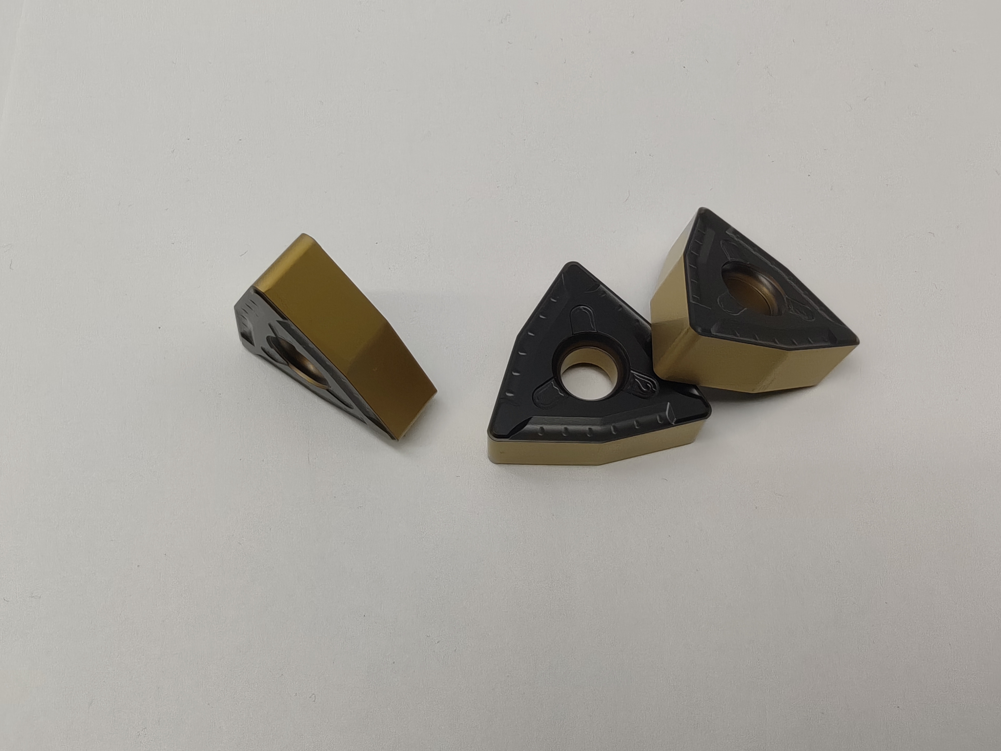Cemented Tungsten Carbide Bar Peeling Insert TNMX1509 for Centerless Lathe Steel Rod Processing
