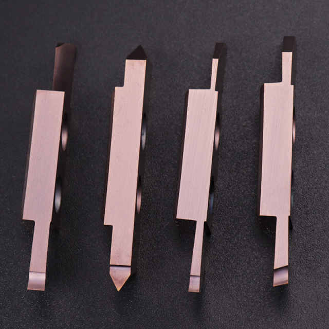 YL-C150R CUT-OFF Grooving Inserts Tungsten Carbide Blades for CNC Lathe Cutting Tools