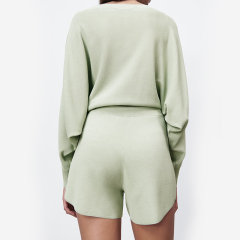 Cropped knit sweater & Knit shorts