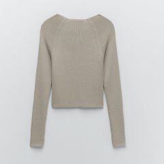 Knit sweater with buttons
