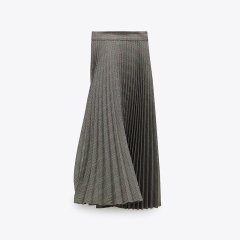 Pleated plaid skirt